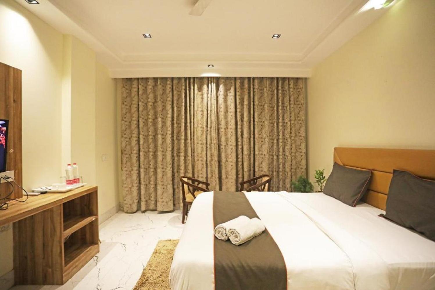 Hotel Royal Paradise By Kdson New Delhi